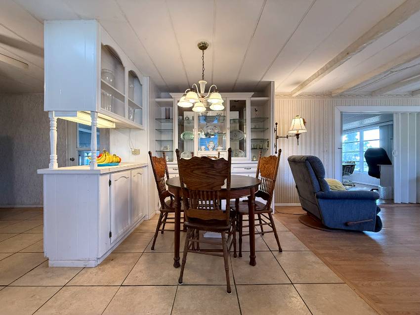 562 Bayshore Dr a Ellenton, FL Mobile or Manufactured Home for Sale